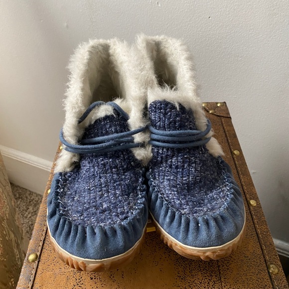 Sorel Slipper Booties - Picture 2 of 5